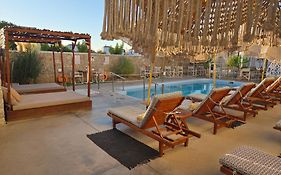 Koukounari Apartments